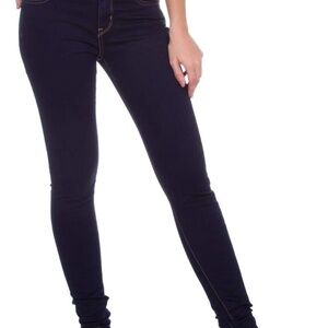 Levi’s Jeans Skinny style. Dark blue.